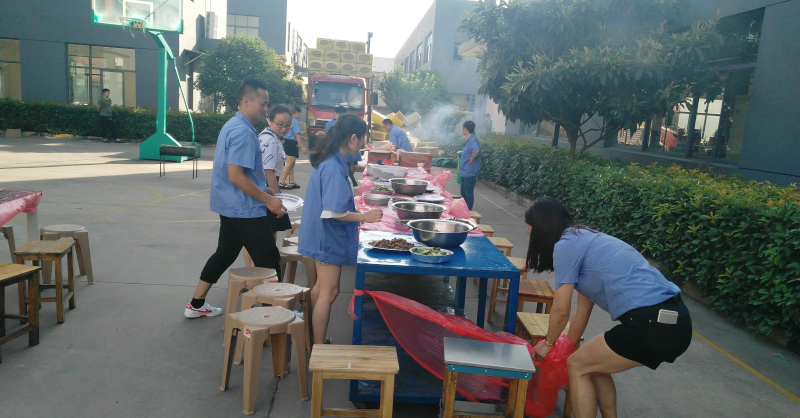 公司露餐活动